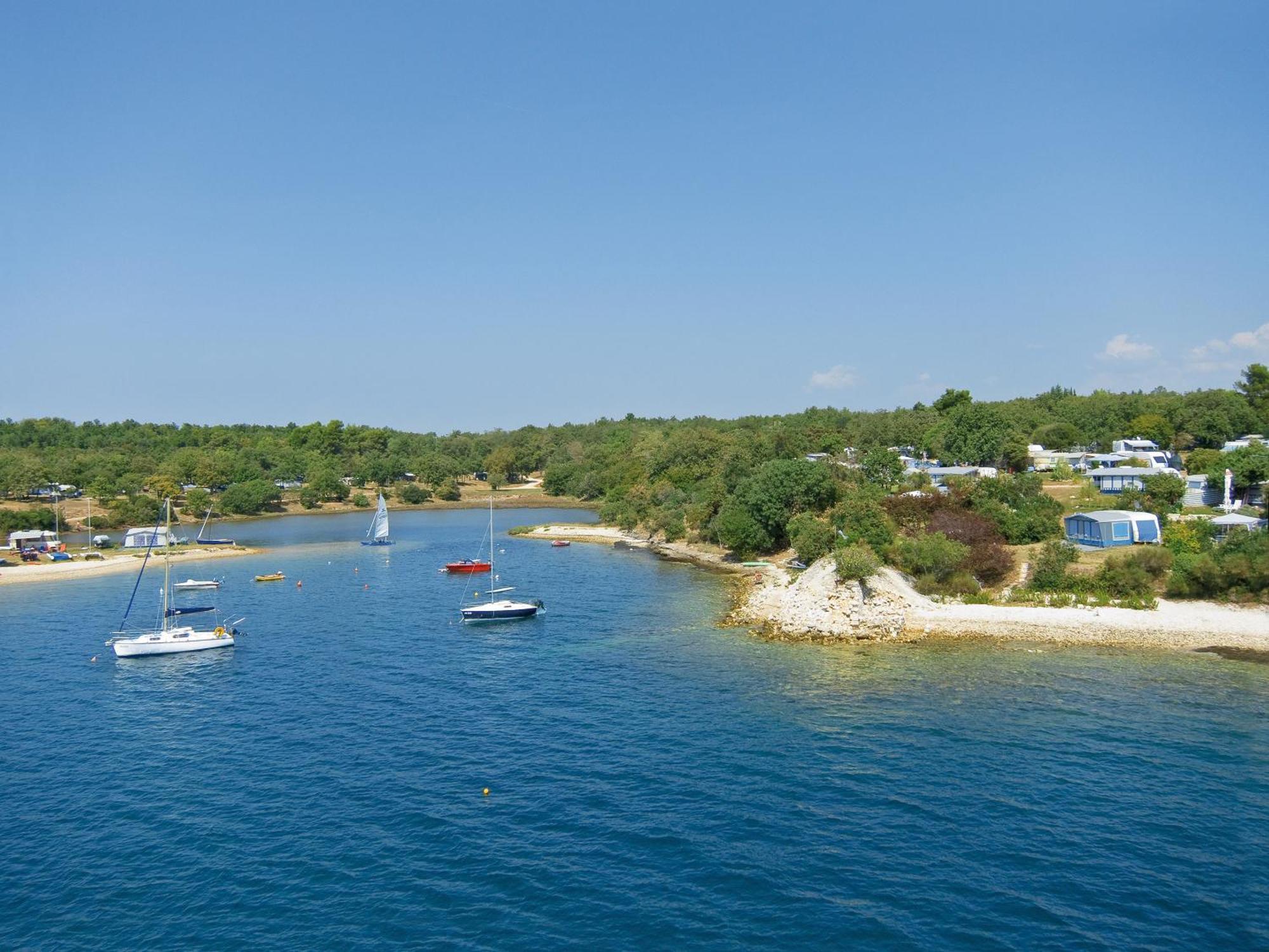 Eco Glamping- Fkk Nudist Camping Solaris Porec Exterior photo